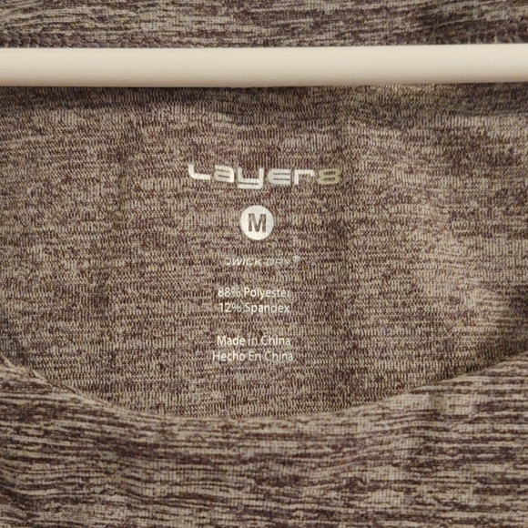 *SOLD*  Gray Athletic Crop Top - Picture 4 of 4